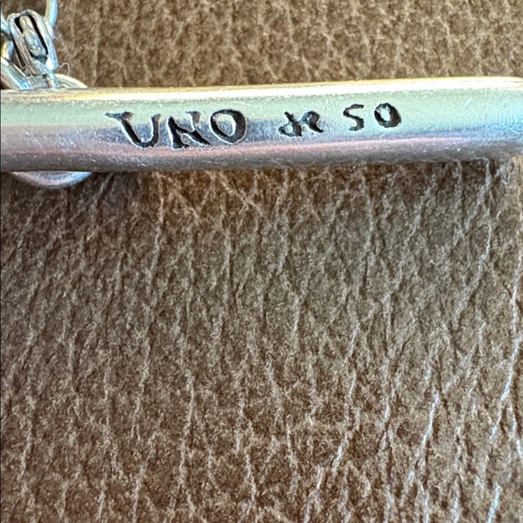 UNO de 50 Bracelet - ON/OFF - Silver - Size M with added safety chain EUC - Picture 2 of 3